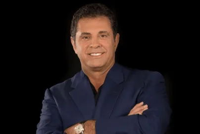 stefan ackerie net worth